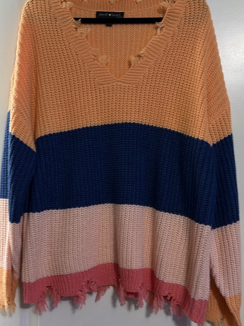 derek❤️heart Distressed Colorblock V-Neck Sweater in Peach, Navy & Pink Size 2X
